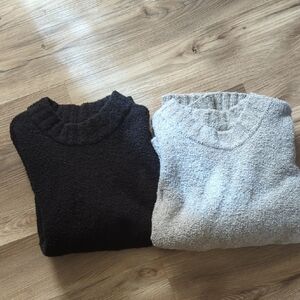 Old Navy Black Fuzzy Crewneck Sweater